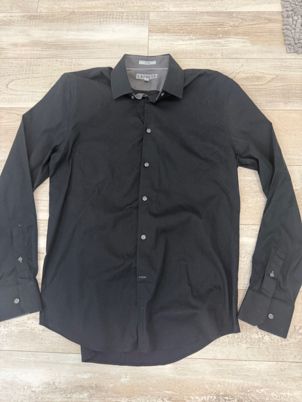 Express Men's Black Long-Sleeve Button-Front Dress Shirt